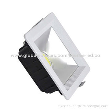 COB square downlight with 3-year warranty, 100-240V AC, CRI >80Ra, 2,800-6,500K